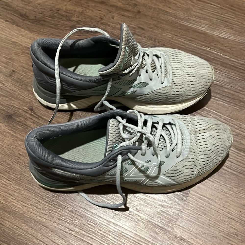 ASIC womens shoes